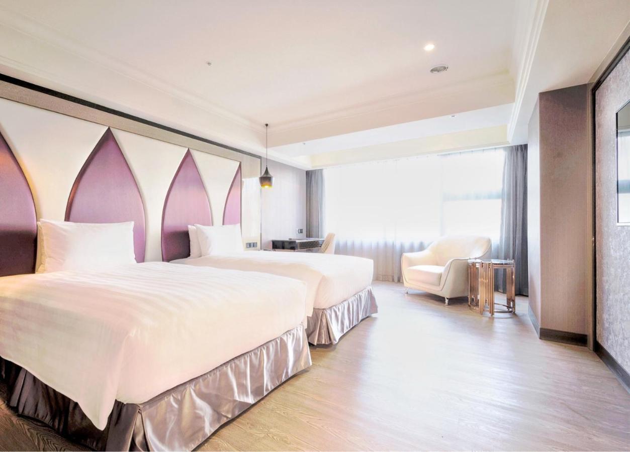 Sun Hao Hotel Тайчжун Экстерьер фото