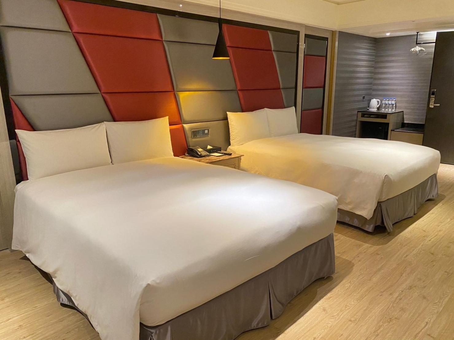 Sun Hao Hotel Тайчжун Экстерьер фото