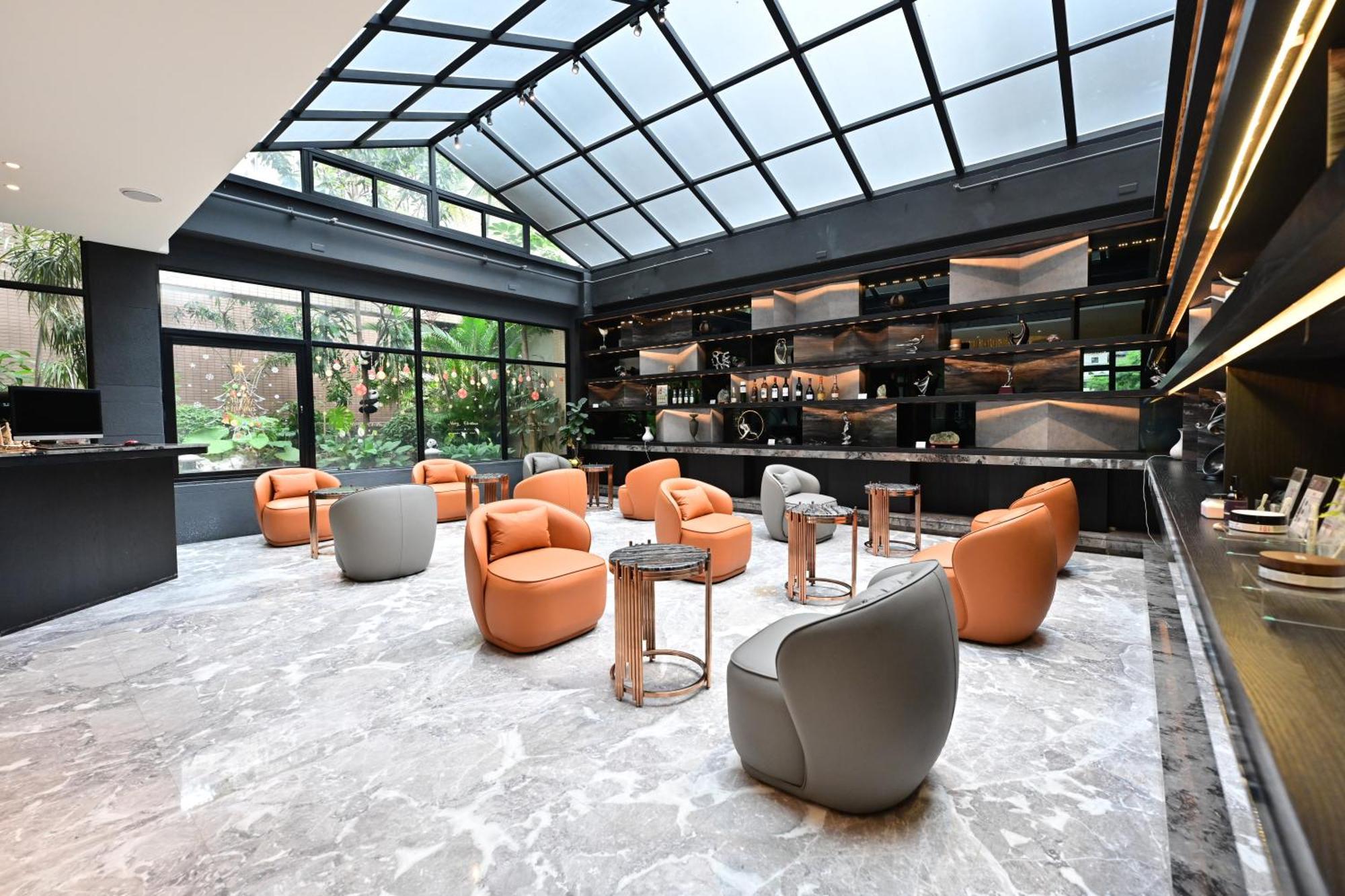 Sun Hao Hotel Тайчжун Экстерьер фото