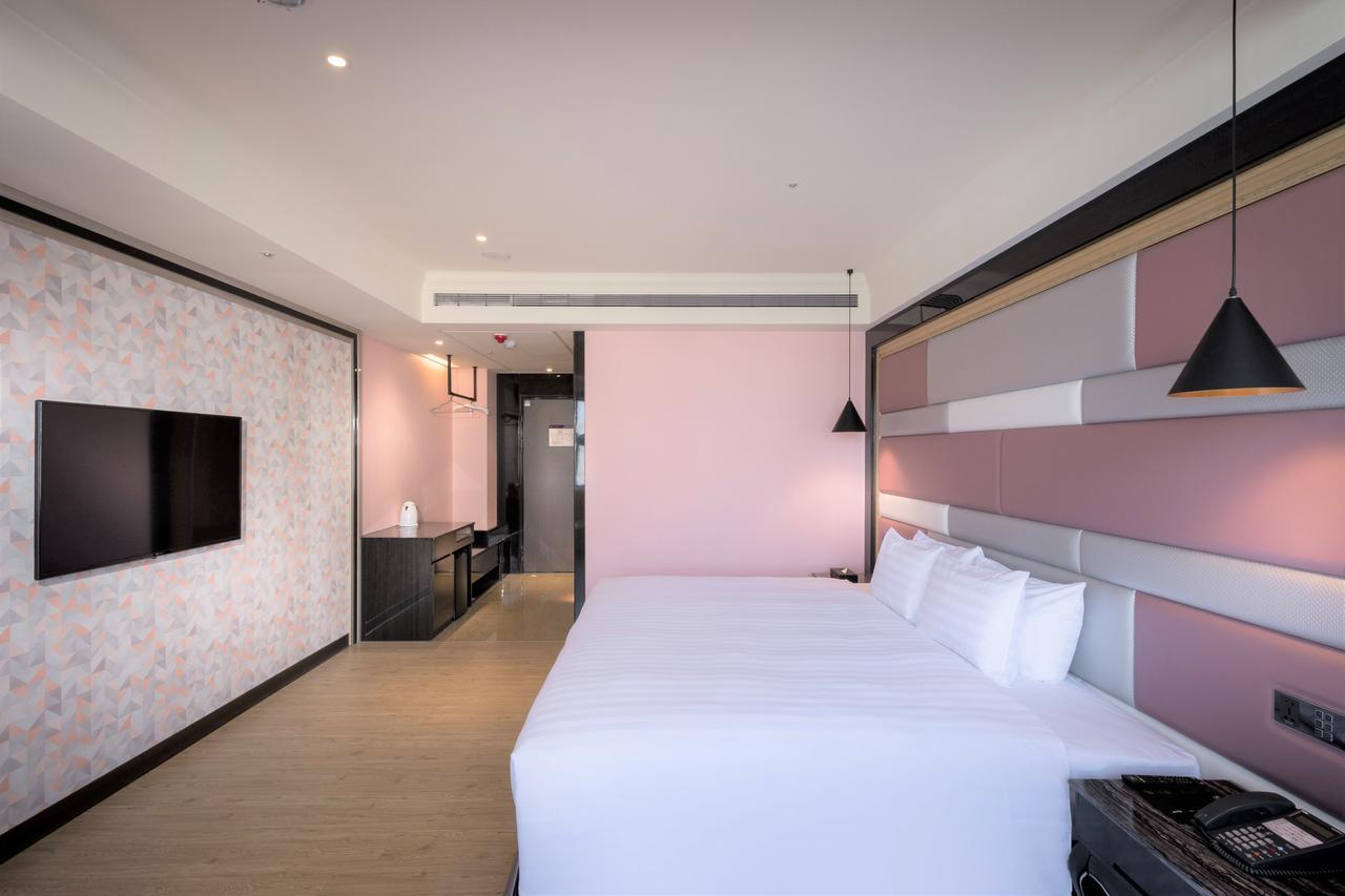 Sun Hao Hotel Тайчжун Экстерьер фото