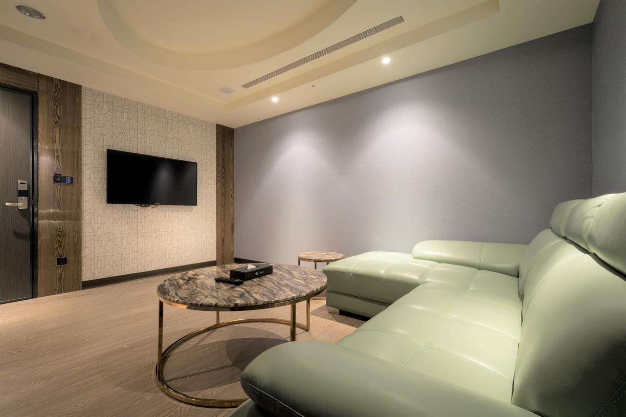 Sun Hao Hotel Тайчжун Экстерьер фото