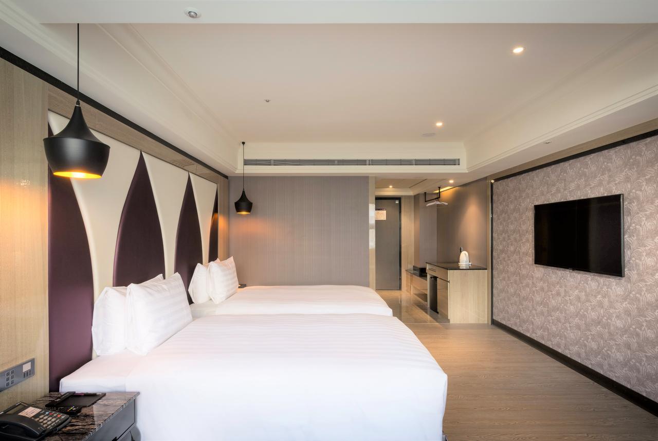 Sun Hao Hotel Тайчжун Экстерьер фото