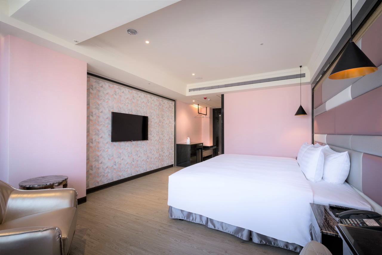 Sun Hao Hotel Тайчжун Экстерьер фото