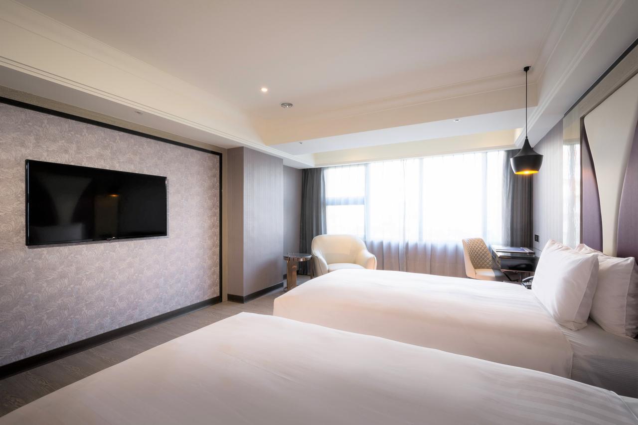 Sun Hao Hotel Тайчжун Экстерьер фото
