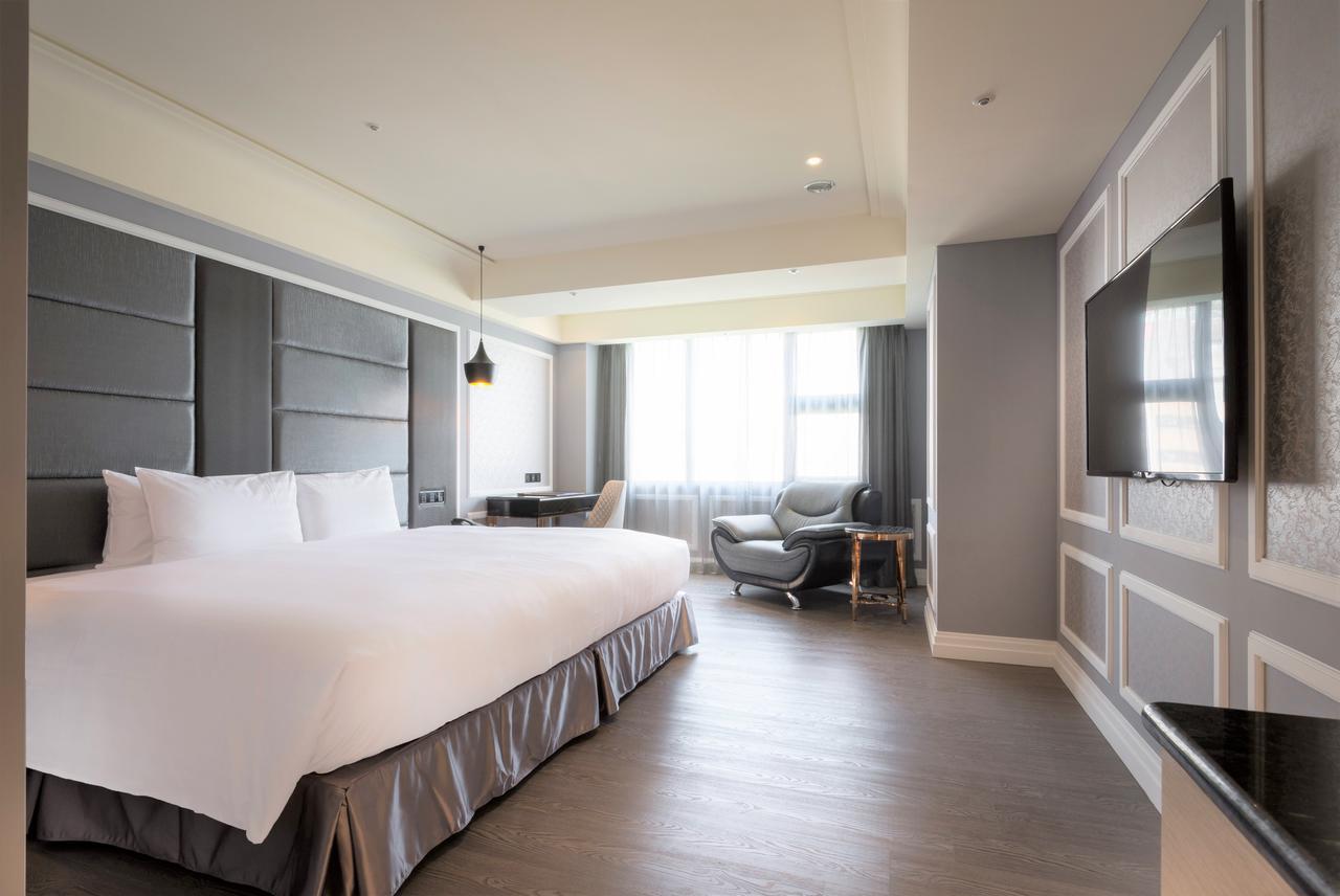Sun Hao Hotel Тайчжун Экстерьер фото